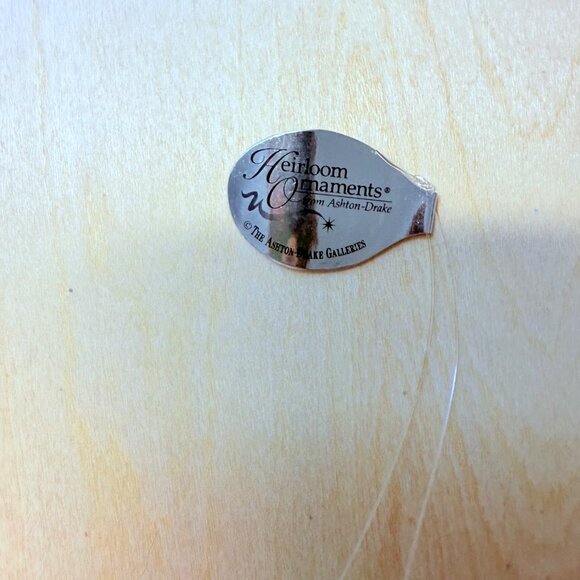 Ashton Drake Butterfly Glass Ornament VTG Collectible Hibiscus Haven Sun Catcher - Picture 11 of 14